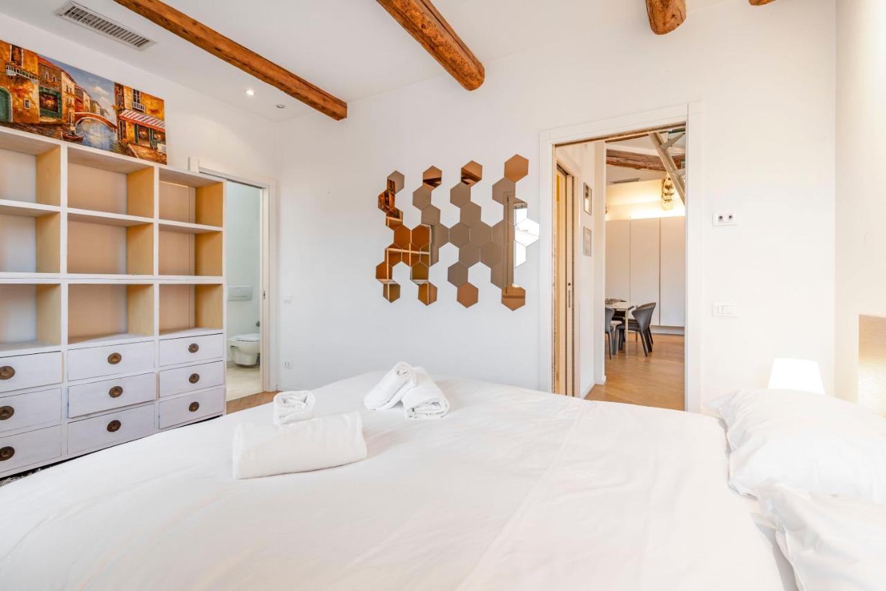 St. Mark Ca' Algi -Apartment With Beautiful Roof Terrace Veneza Exterior foto
